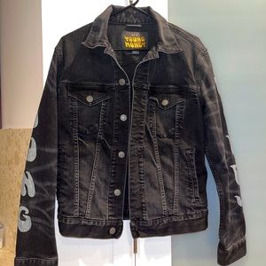 AMERICAN EAGLE X YOUNG MONEY Black Distressed Denim Jacket Men’s Sz Small